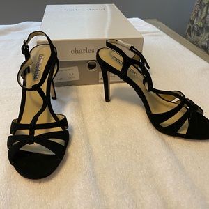NEW CHARLES DAVID BLACK SUEDE SANDAL SZ8 $…